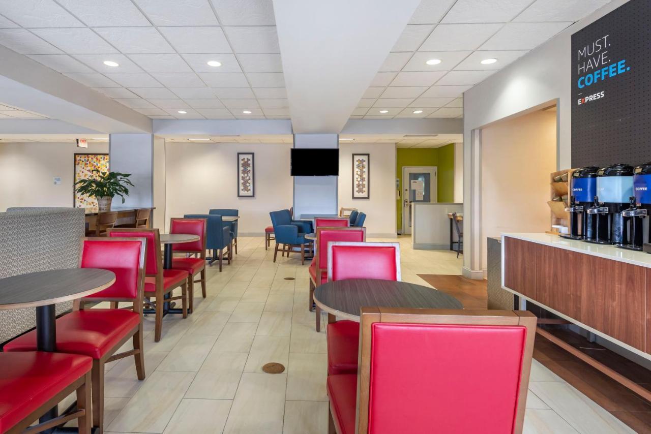Holiday Inn Express Charlotte West - Gastonia By Ihg Extérieur photo