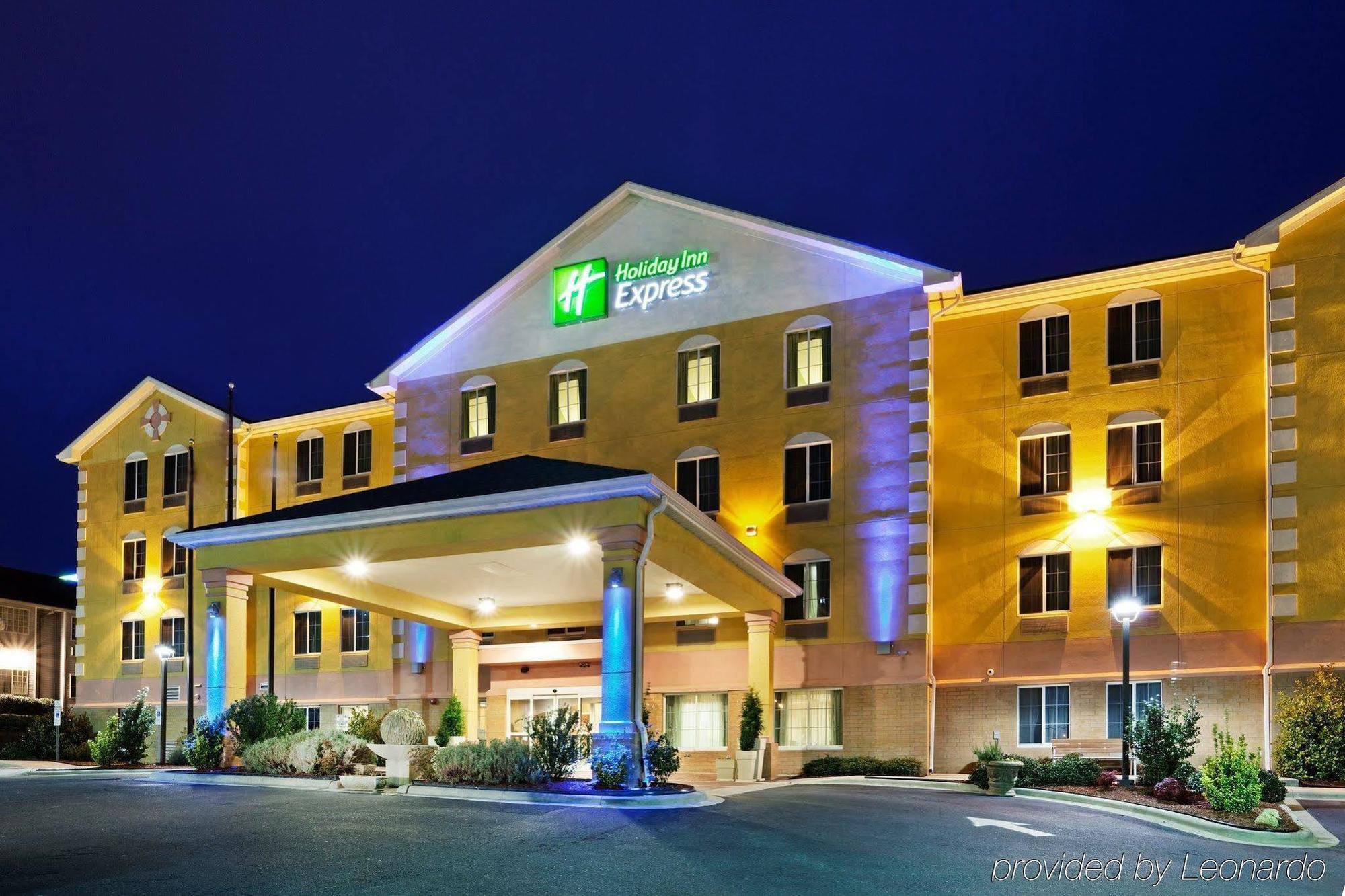 Holiday Inn Express Charlotte West - Gastonia By Ihg Extérieur photo